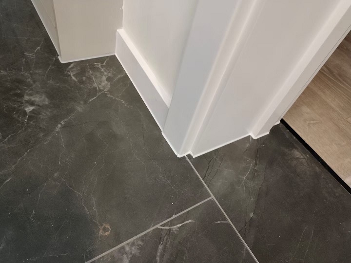 臺面門套美容膠收邊，哪些地方要收邊，施工中的注意事項